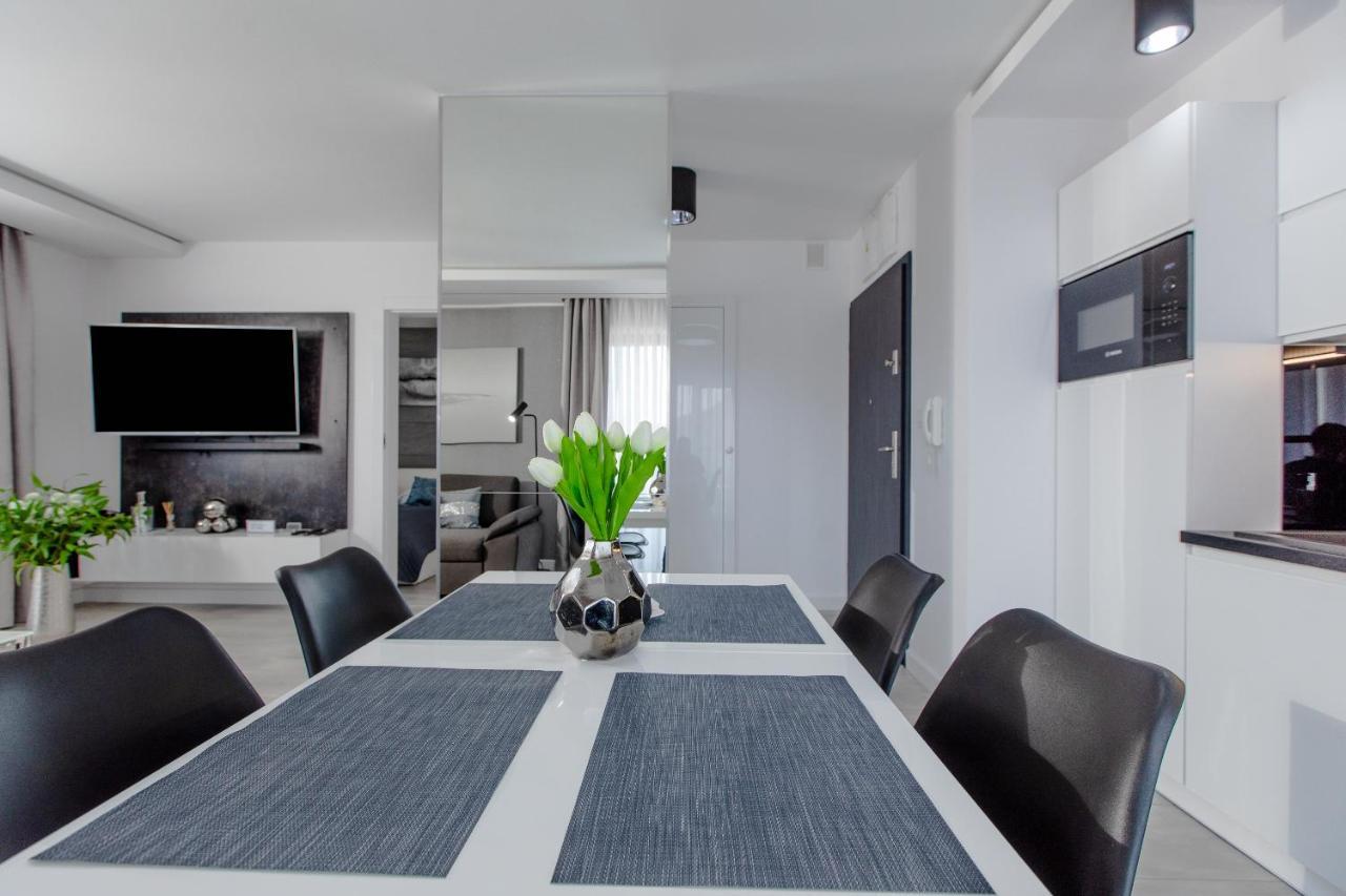 Apartament Linia Komfortu Gardenia Dziwnow Z Widokiem Na Morze Epapartamenty Eksteriør bilde